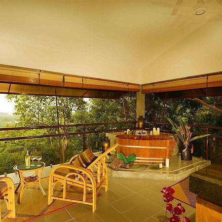 Pantai Tengah  Ambong Rainforest Retreat מראה חיצוני תמונה