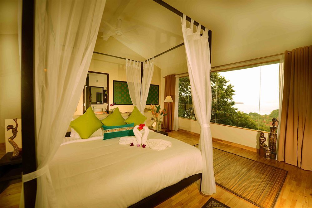 Pantai Tengah  Ambong Rainforest Retreat מראה חיצוני תמונה