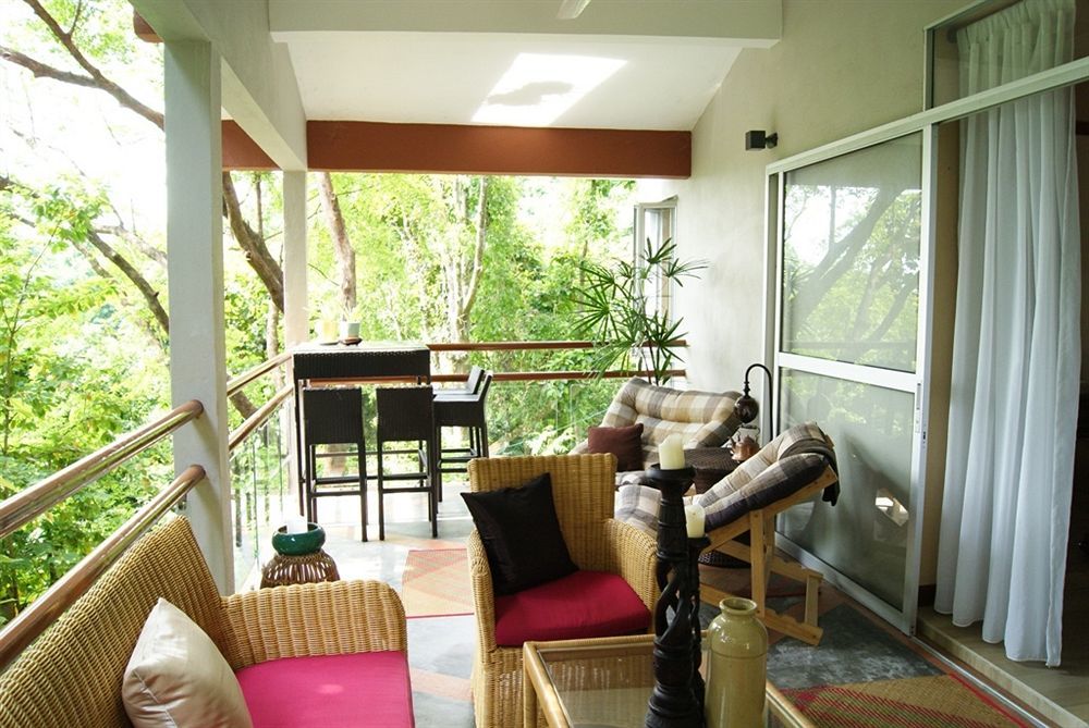 Pantai Tengah  Ambong Rainforest Retreat מראה חיצוני תמונה